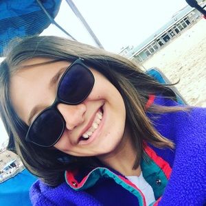 Meet your Posher, Brooke